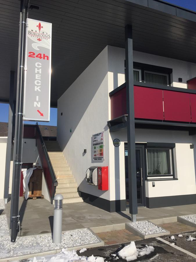 Burg Rooms - 24H Self-Check-In Spielberg Bei Knittelfeld Eksteriør billede
